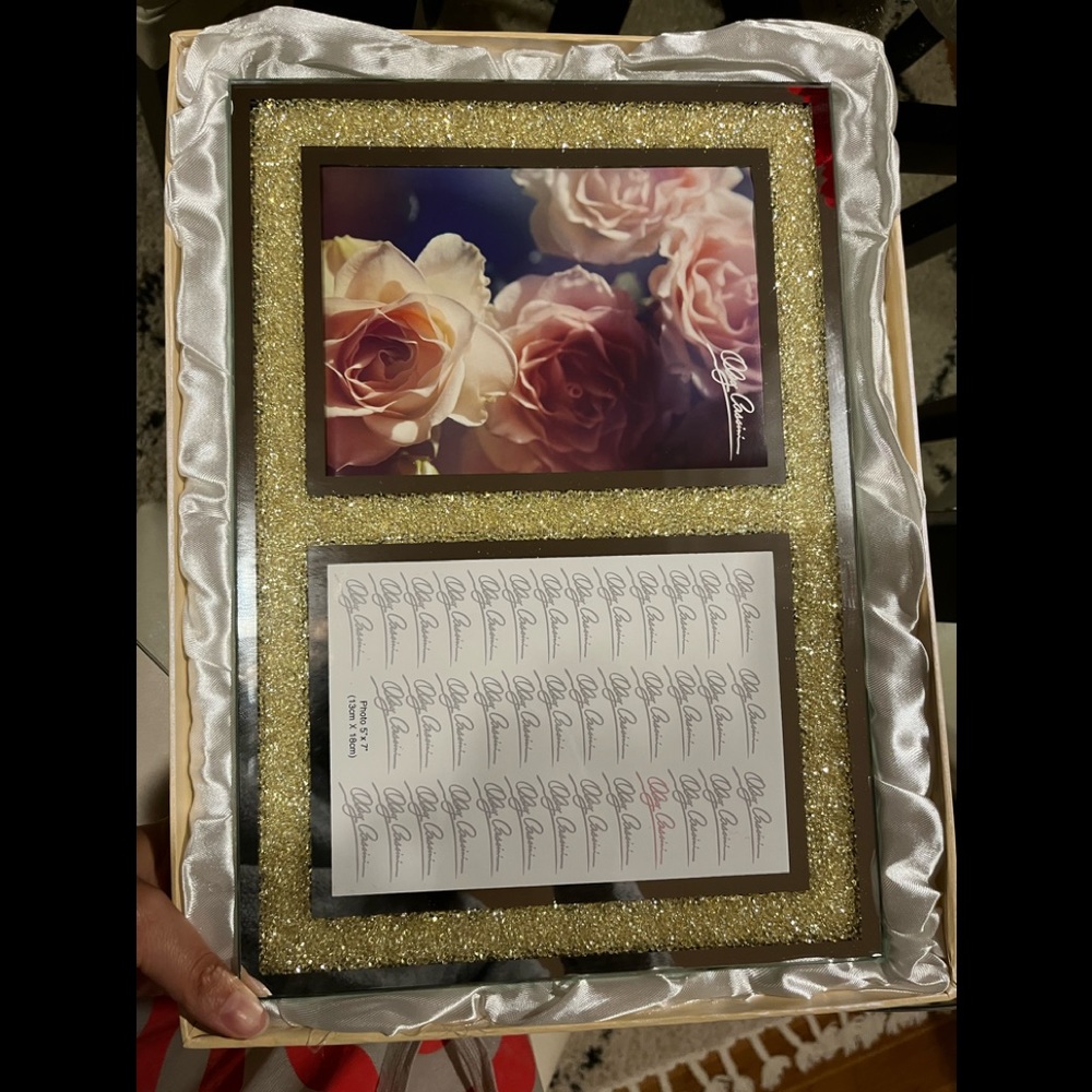 Oleg Cassini Crystal Diamond double picture frame 5” x 7”